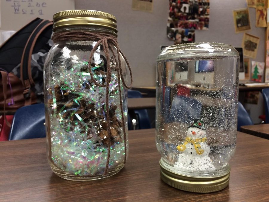 How to Create a Snow Globe for the Holidays