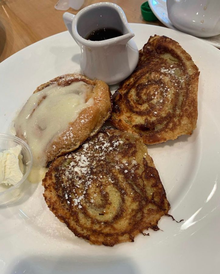 The+cinnamon+roll+and+chocolate+chip+crepes+from+Yolk.+Yolk+is+a+restaurant+focused+on+breakfast%2C+located+on+86th+street.