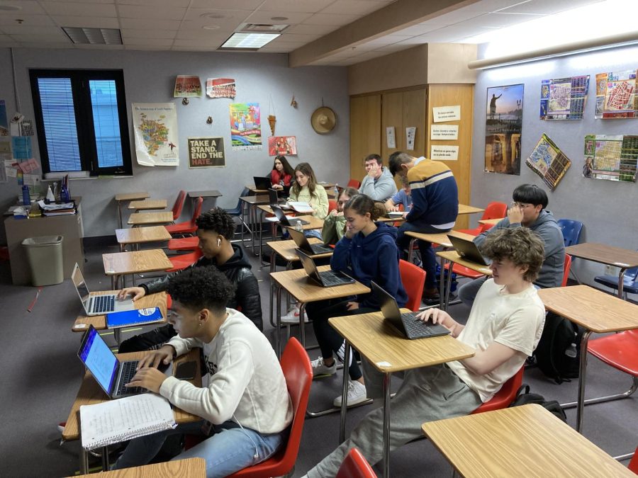 Spanish+V+students+complete+work+on+their+Chromebooks+during+class.