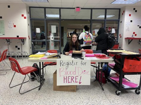 Senior Class Council encourages participation in the blood drive