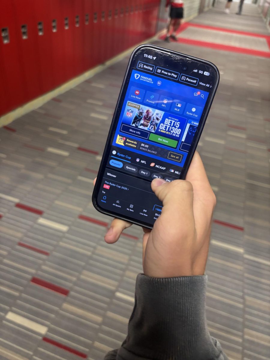 Sophomore Teddy Reffet open sports betting app.