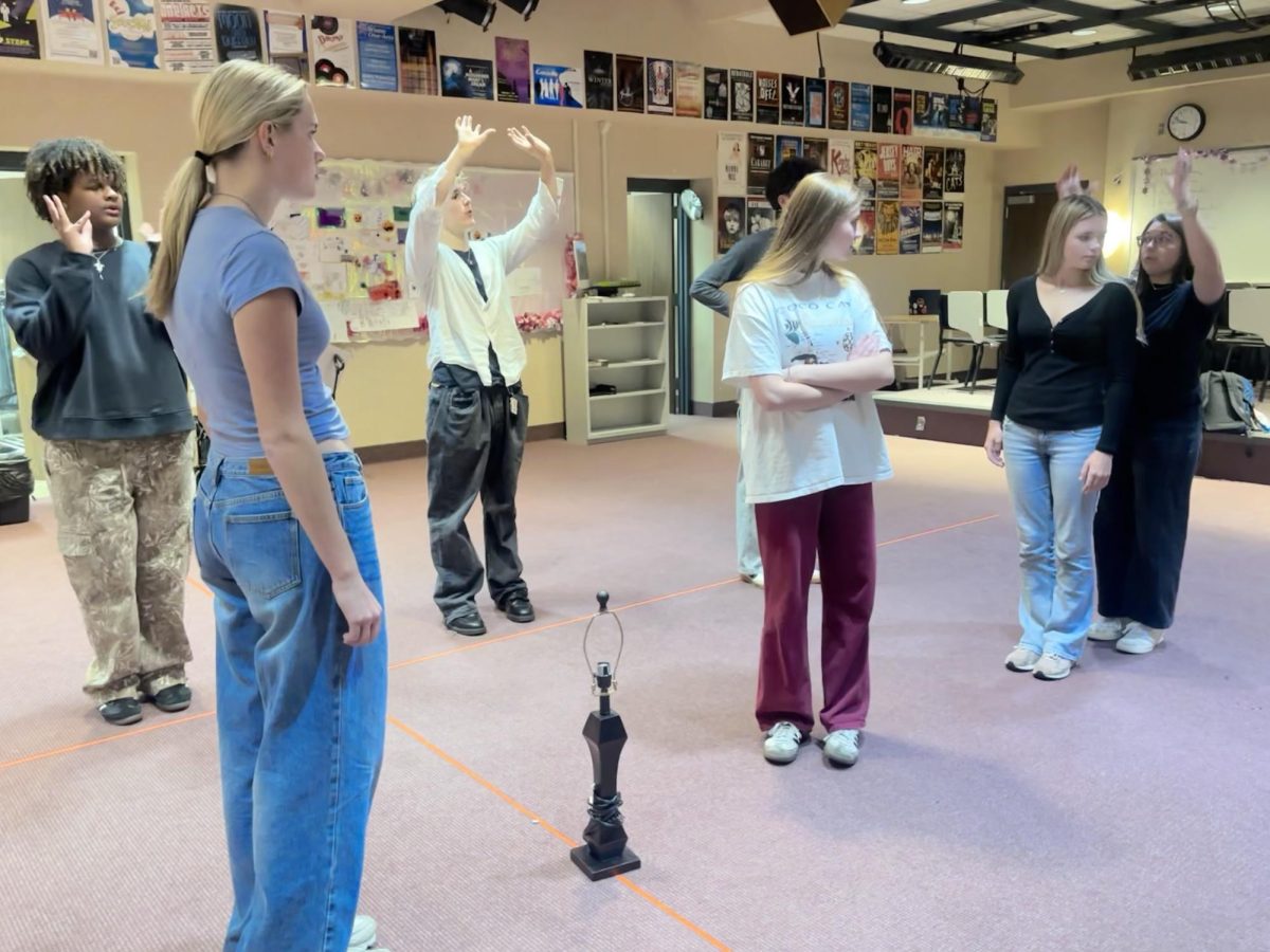 Students practice scene for upcoming fall musical: "Freaky Friday".
