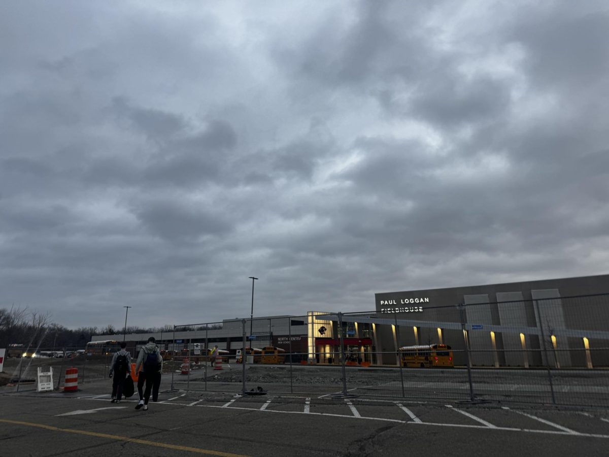 Students walking into school with temperatures below freezing. “I get so cold just walking from the car into school and have to wear my jacket, which ruins my hair and outfit,” Parrish said. 